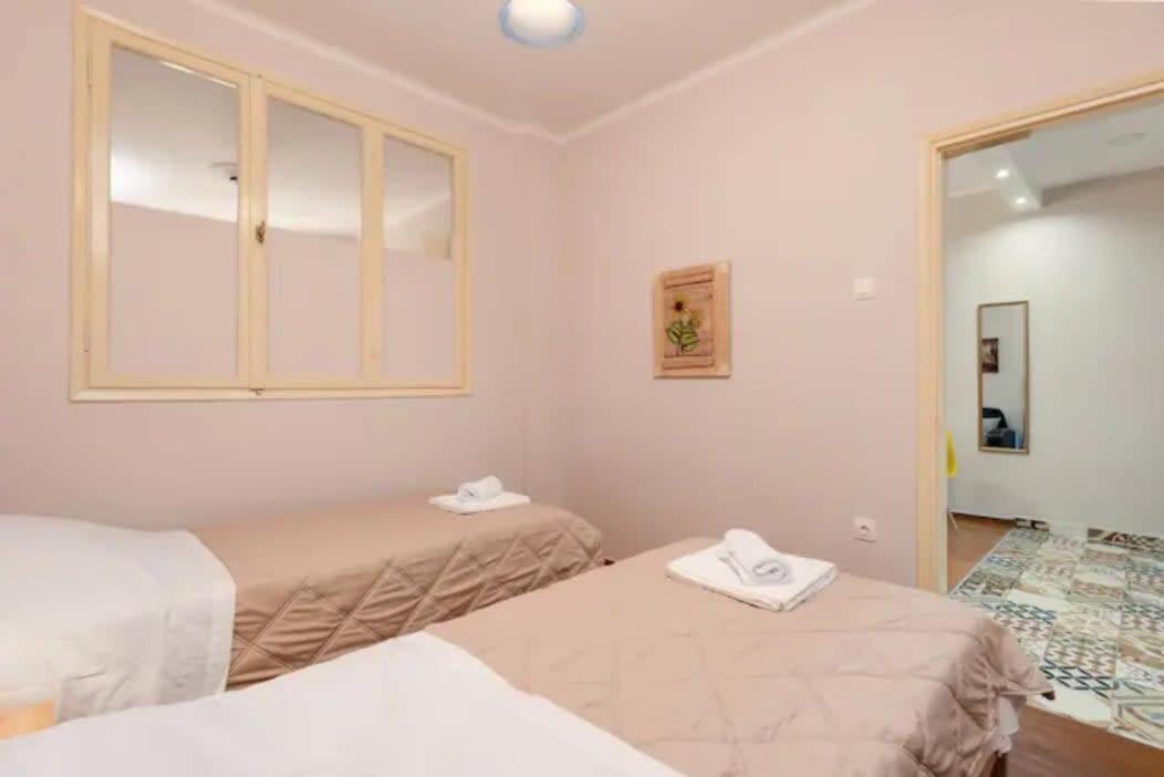 Private Pristine Balcony Home- Heart Of The Center Thessaloniki Buitenkant foto