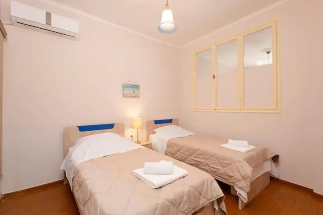 Private Pristine Balcony Home- Heart Of The Center Thessaloniki Buitenkant foto